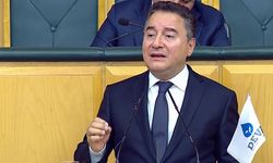 Ali Babacan: Yanlışlar açığa çıkmasın diye basını susturmak bu ülkenin çıkışı değil