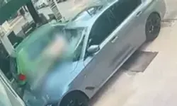 Ankara’da korkutan olay: Otelin 6’ncı katından otomobilin üzerine düştü!