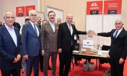 Ankara Ticaret Odası seçimlerinde yaklaşık 25 bin üye sandık başına gitti