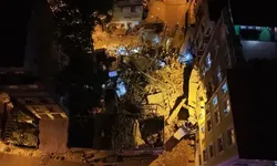 Beyoğlu’nda 5 katlı metruk bina çöktü: Enkazda arama sona erdi!