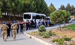 Çeşme Belediyesine yönelik operasyonda gözaltına alınan 12 şüpheli adliyeye sevk edildi!