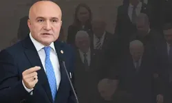 Erhan Usta’dan Anıtkabir görüntüsüne tepki: Partimdeyim, hiçbir yere gitmiyorum!