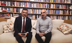 İYİ Partili Türkoğlu’ndan ev hapsindeki İsmail Saymaz’a ziyaret!