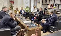 CHP’li Nalbantoğlu ve Çıray’dan İzmir İl Başkanı Gümrükçü’ye ziyaret!