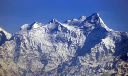 Himalayalar’da kaybolan iki Japon dağcının cansız bedenleri bulundu!