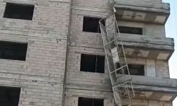 Tarsus’ta iş cinayeti: İnşaat işçisi kardeşlerden biri hayatını kaybetti...