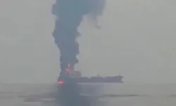 Hürmüz Boğazı'nda bir petrol tankeri mayına çarptı