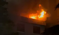 Kartal’da metruk binada yangın paniği: Alevler bitişikteki siteye sıçradı!