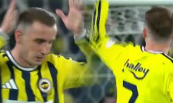 Fenerbahçe'de Kerem Aktürkoğlu'na tribünlerden tepki: Romelu Lukaku dayanamadı!