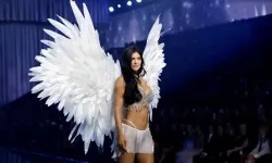 Kylie Jenner ilk kez Victoria’s Secret podyumunda: 50 milyon dolarlık mücevher!