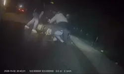 Sarıyer’de motokuryeye dehşeti yaşattılar: Önünü kesip kaskla saldırdılar!