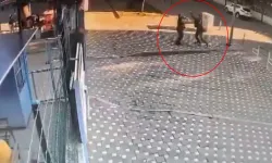 İzmir’de okul önünde arbede: Öğretmen bekçiye saldırdı!