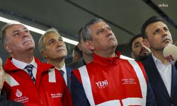 Özgür Özel’den Trabzon üzerinden metro çıkışı: 10 AK Partili bir metro yapamadı, İmamoğlu 10 metro yaptı!