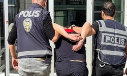 İzmir'de itfaiyeci, eski sevgilisinin bulunduğu evi benzin döküp yaktı