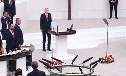 TBMM'de yeni yasama yılı! YENİ Partili vekiller, Recep Tayyip Erdoğan konuşmadan önce salonu terk etti