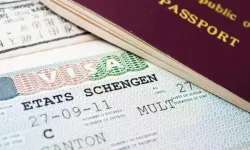 AB, Rus turistlere Schengen vizesini zorlaştırmaya hazırlanıyor!