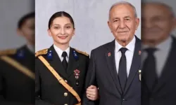 ‘Mustafa Kemal’in askerleriyiz’ diyen Ebru Teğmen’in babasını işten atan kurum belli oldu