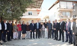 Ümit Özdağ, üniversite öğrencileriyle bir araya geldi