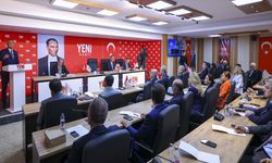 YENİ Parti milletvekilleri Özgür Özel başkanlığında toplandı: Gündem ekonomi ve dış politika