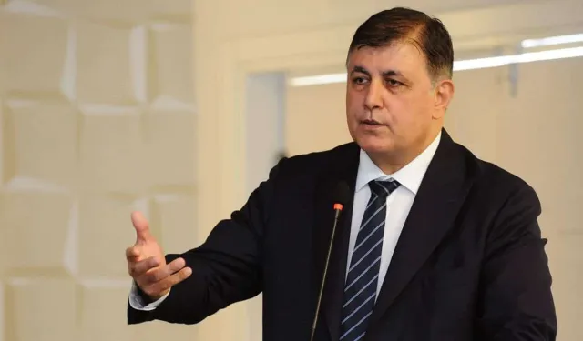 CHP Genel Merkezi'ne polis müdahalesi! Cemil Tugay'dan açıklama