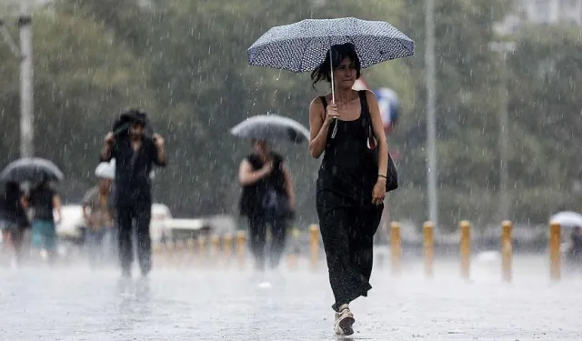 Kuvvetli sağanak yine geliyor! Meteoroloji'den İstanbul için yeni uyarı