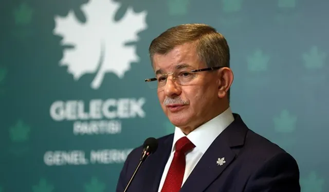 Ahmet Davutoğlu: Açık söyleyeyim maddi sıkıntılar yaşıyorum
