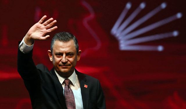 İşte CHP lideri Özgür Özel'in açıkladığı o anket