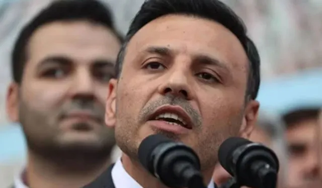 Özgür Çelik'ten CHP Genel Merkezi kararı