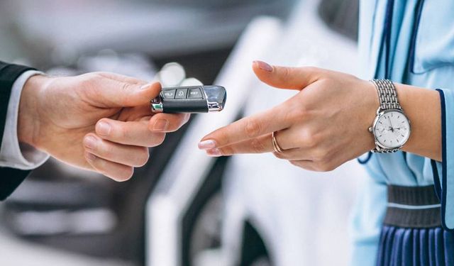 İkinci el araç düzenlemesi 6 ay daha uzatıldı!