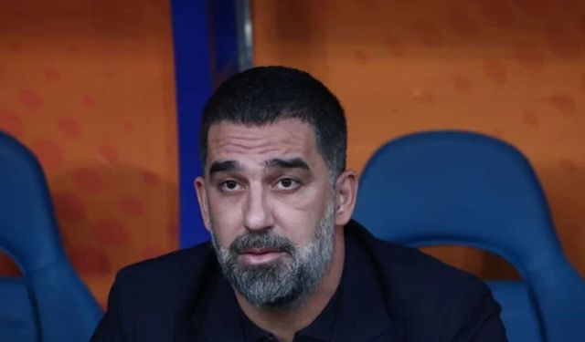 Arda Turan dev ödülün sahibi oldu