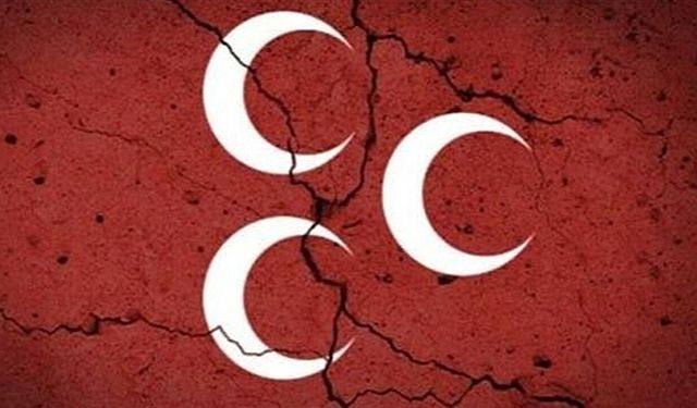 MHP'de peş peşe istifalar! İşte yapılan açıklamalar...