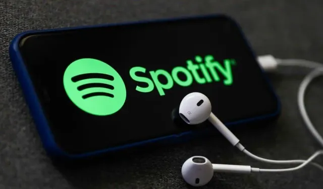 Uzun süredir zam yapmıyordu: Spotify'dan kullanıcılarını üzecek haber