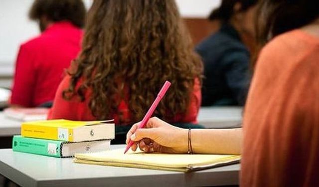 İBB 100 bin üniversiteliye 20 bin TL burs verecek! Başvurular başladı