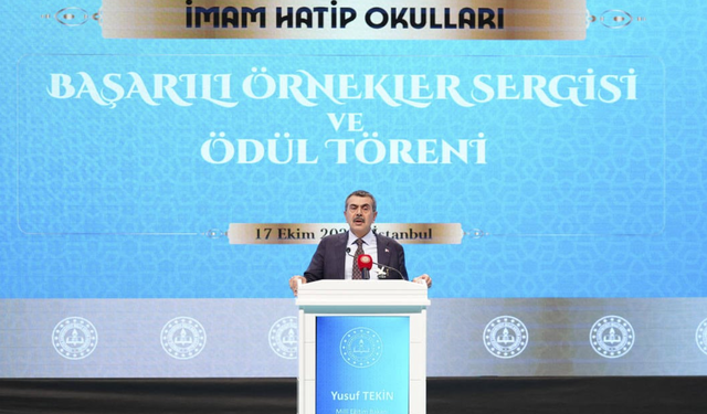 Çocuğunu 'özel okula' gönderen Bakan Tekin İmam Hatip'lere övgüler dizdi