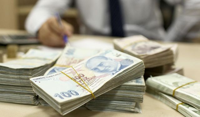 Görevlendirme giderlerinde rekor 'zarar'