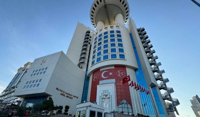 MHP'de bir il teşkilatı daha feshedildi