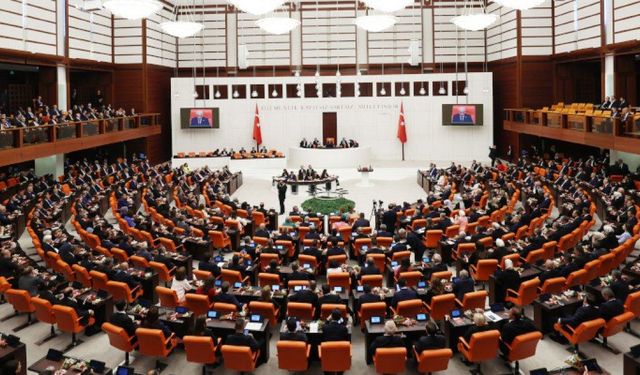 İşte anket: Gençlerin en beğendiği milletvekili kim çıktı