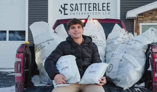 18 yaşındaki genç ayda 300 bin dolar kazanıyor