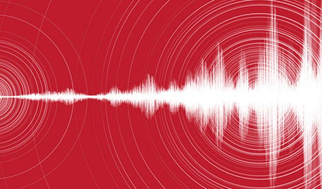 İran'da 5.2'lik deprem