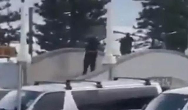 Dünyaca ünlü plajda silahlı saldırı! Çok sayıda kişi öldü