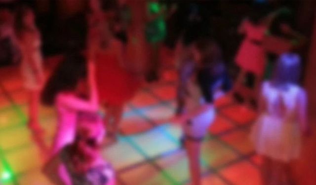 O soruşturmada garsonun 1029 banka hesabı çıktı