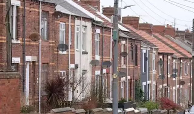 Hayalet kasaba: 60 TL'ye ev satın alabilirsiniz