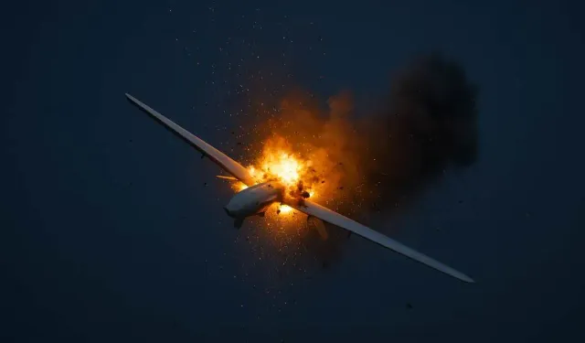 ABD Umman Denizi'nde İran'ı vurdu