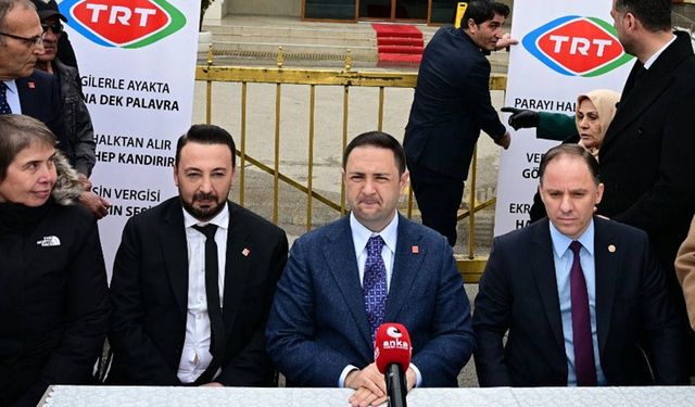 CHP'li Akdoğan Erzurum'da TRT'yi protesto etti