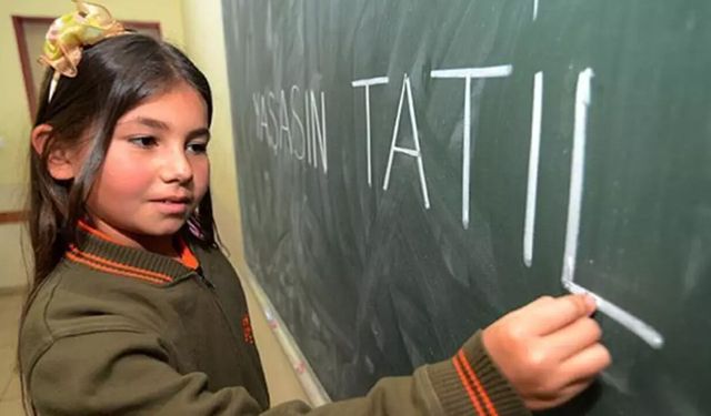 MEB takvimi açıklandı: Martta ara tatil ve bayram birleşiyor