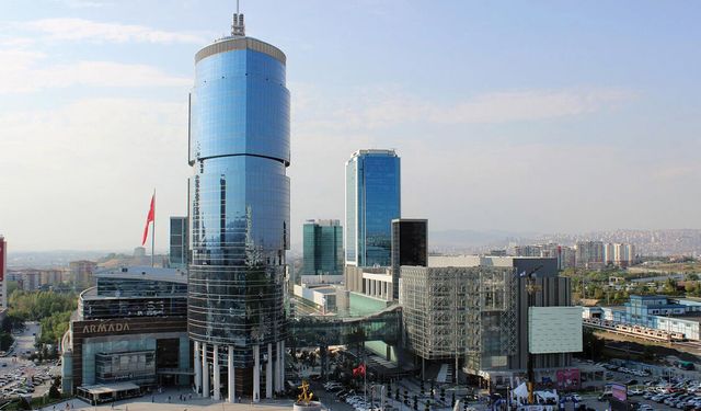 AVM'ye 18 yaş altı yasağı