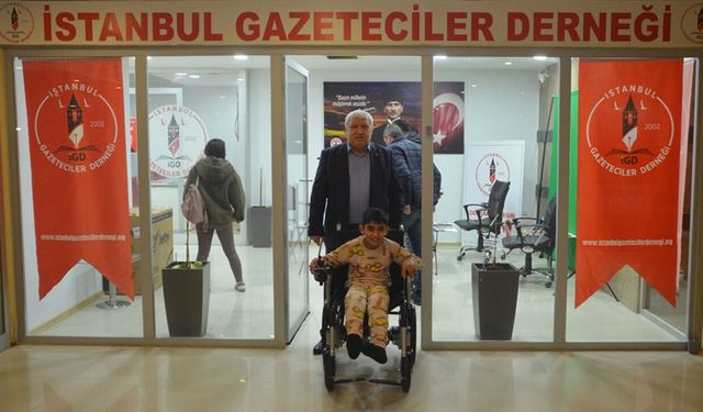İstanbul Gazeteciler Derneği umut oluyor! Küçük Eyüp akülü sandalyesine kavuştu