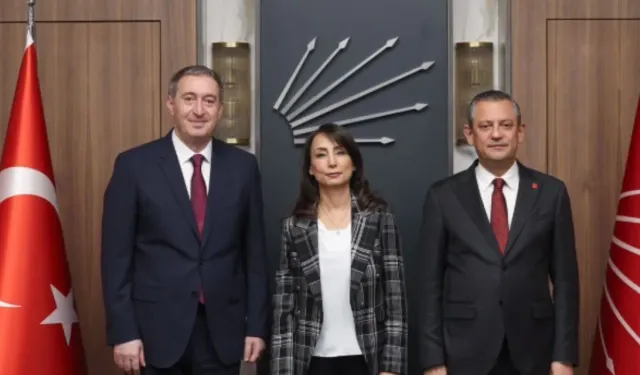 CHP lideri Özgür Özel, DEM Parti başkanları Bakırhan ve Hatimoğulları ile görüşecek