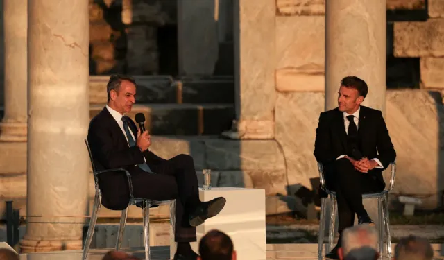 Fransız bakan, Macron’un sözlerine açıklık getirdi