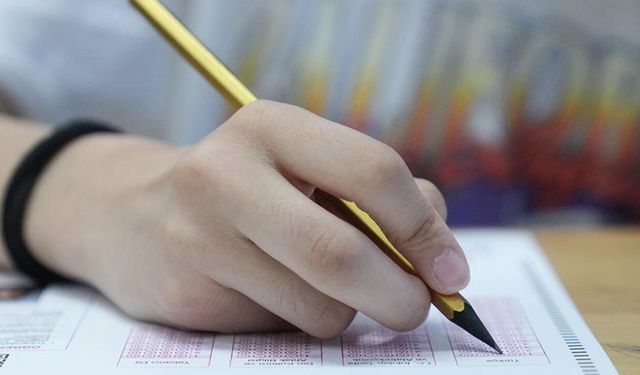 LGS'de 'kitapçık hatası' iddiası mahkemelik oldu